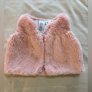 Cupcakes and cashmere | girls faux fur pink vest size 6-9 months girly feminine